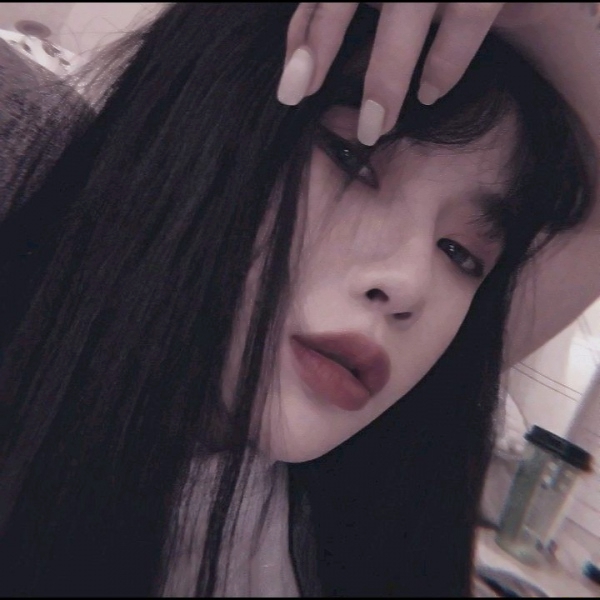 2025抖音超火单人闺蜜照片头像来啦