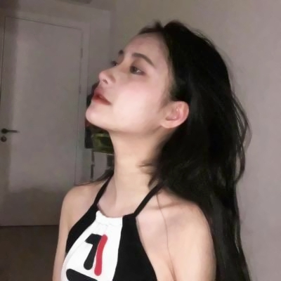 2025超潮流的女生真人QQ头像啦！