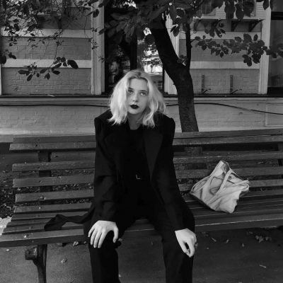 超赞的高清欧美ins超火女生头像图片！