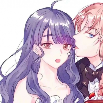 动漫情侣头像一人一半亲密，满满的亲密感