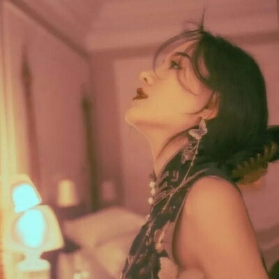 微丧感拉满的女生真人头像图片推荐