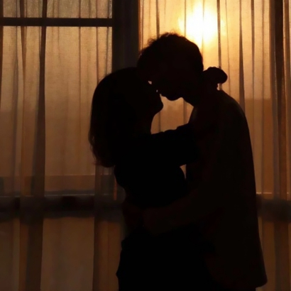 情侣头像微信一对两张真人图片推荐