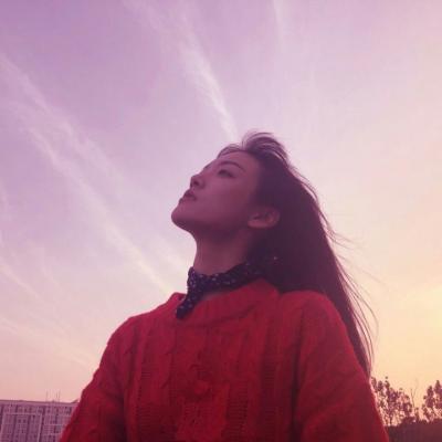 🔥2025超火真人女生红色系头像来袭