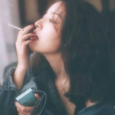 港风头像女复古高清 女生头像 第3张