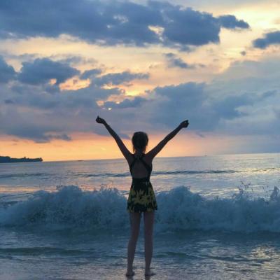 💑2025超甜一男一女真人微信情侣头像来袭