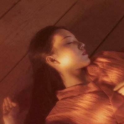 港风头像女复古高清 女生头像 第6张