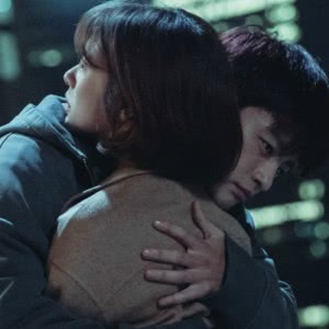 深情拥抱伤感情侣头像图片🥀