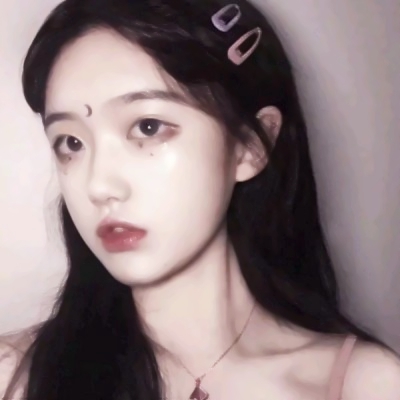 2025绝美独特高冷女生头像来袭!