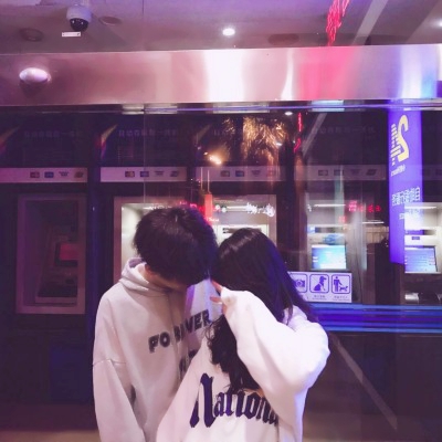 💕2025必看！真人超潮唯美高清情侣头像来袭 