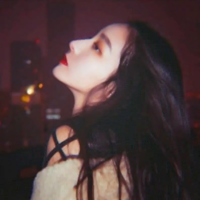 2025必看！超绝丧系成熟风女生微信头像来袭 