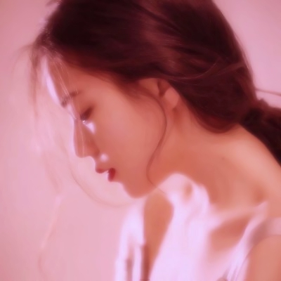 港风潮流真人女生头像，谁能拒绝😍