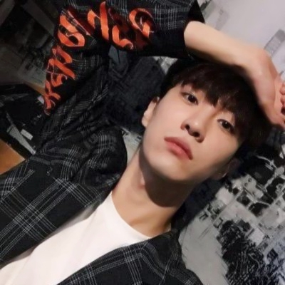 超绝!个性微信男生真人头像来袭