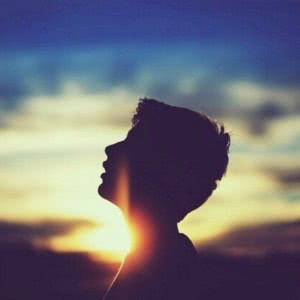 超有氛围感!小众孤独伤感风头像来袭🥀