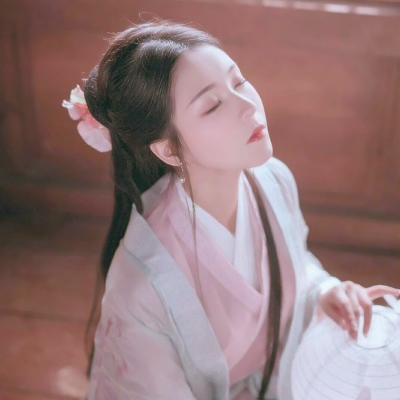 让人一眼惊艳的古风头像女✨举手投足间尽显古典韵味