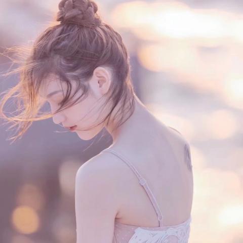 女生必看 | 超绝伤感头像来袭🥀