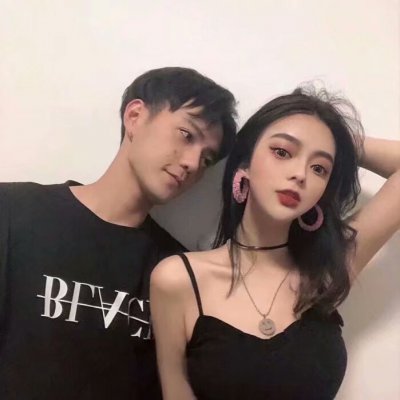超好看的真人一左一右情侣头像😭甜哭