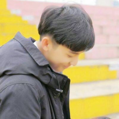 哇塞😍一人一半的真人情侣手机头像来咯