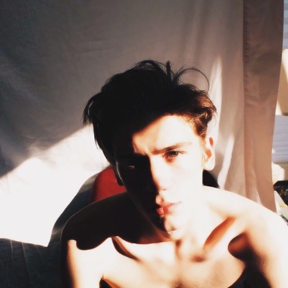 超酷！欧美风男生真人头像来袭