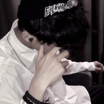 帅炸!男生不露脸头像大全💥