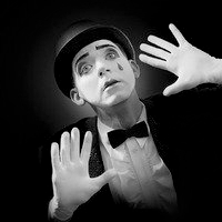 😢那些超有故事感的小丑男生伤感头像