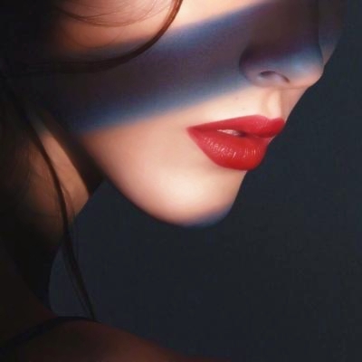 不露脸也能超绝!女生必备部位头像高级性感风来袭