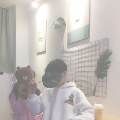 这些QQ稀有真人一左一右情侣头像太可以啦🥰