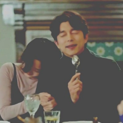 被这组一左一右的幸福情侣头像戳中心巴💘