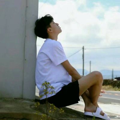 帅哥图片头像，这些帅哥图片当头像也太可啦