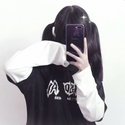 闺蜜头像拍照不露脸