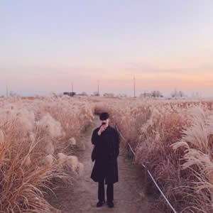 微信头像情侣唯美意境一男一女，满满的甜蜜感