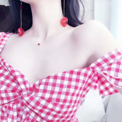 宝藏女生锁骨头像来袭,不露脸也超绝