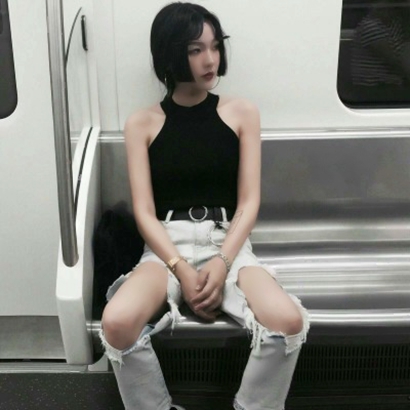 酷飒来袭！超拽霸气高冷女生头像大全