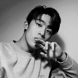 超有质感的成熟男人黑白头像来袭