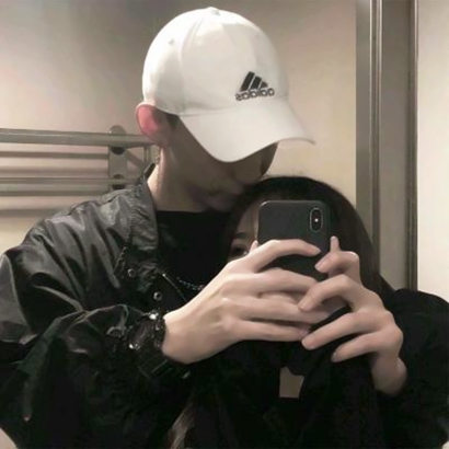 2025真人情侣头像一对两张甜蜜图片