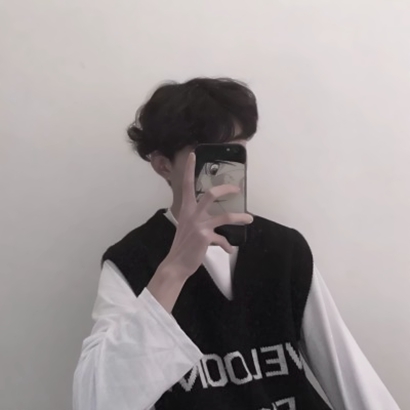 挡脸也挡不住的帅气！手机挡脸帅哥头像来袭