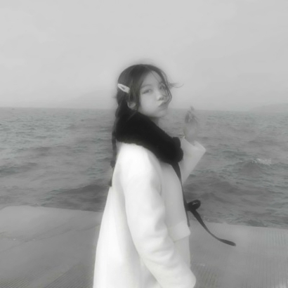 一左一右超般配的超酷黑白情侣头像