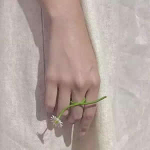 高清手控女生头像｜细腻手部特写