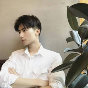 2026新款成熟稳重气质男生头像|简约不简单