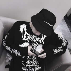 时尚感爆棚!帅气男生专属潮流头像,百搭不撞款