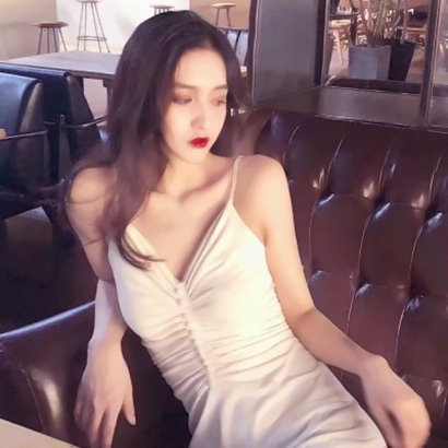 狠狠心动！高冷成熟御姐风性感头像来袭