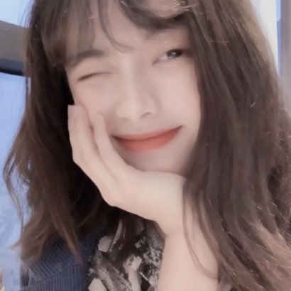 女生正脸头像干净系｜清透无杂质，氛围感拉满