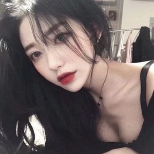 御姐头像高冷霸气女生:气场全开,颜值与格调并存