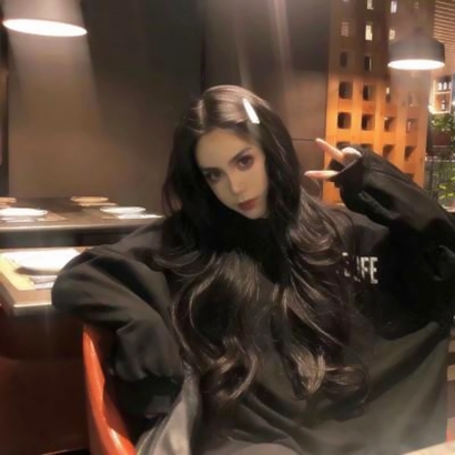 2026流行女生头像霸气潮流款！气场拉满不撞款