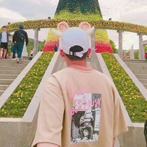 唯美清纯!一左一右情侣背影头像 高清可存