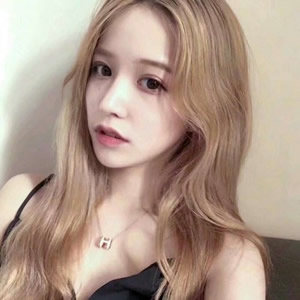 2026热门高冷御姐风头像：厌世脸 / 拽姐范，适配微信 / 小红书