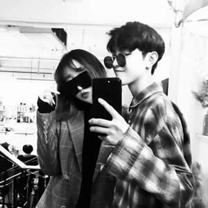 2026热门ins潮图情侣头像|个性设计不烂大街