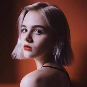 2026热门微信欧美女生头像合集：精致五官 + 氛围感，一键保存即用