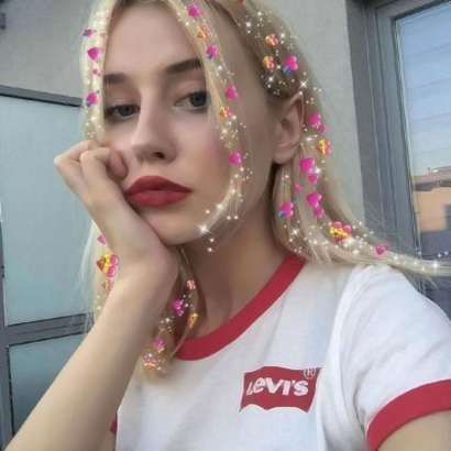 欧美霸气女生头像精选:飒爽风格 + 高质感,颜值与气场并存