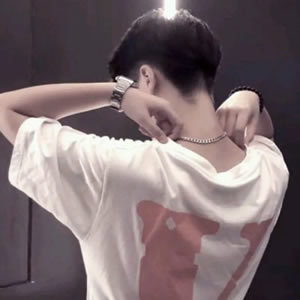 小众个性潮流男生头像:拒绝千篇一律,潮流男孩必备