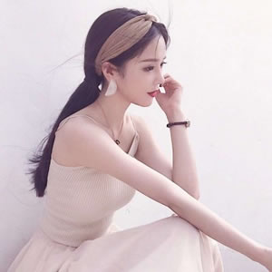 女生微信性感气质头像图片：多款可选，适配不同社交风格